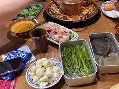 -滇翁·云南酸菜牛肉火锅(合肥首店坝上吾悦广场店)