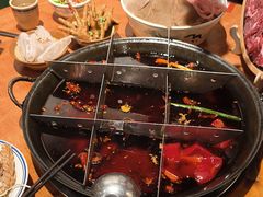 -周小明火锅(黑金冠社区店)