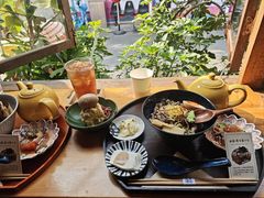 -啢啢茶寮(芳华横街店)