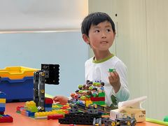 -童程童美·信息学竞赛·乐高机器人编程(长宁来福士校区)