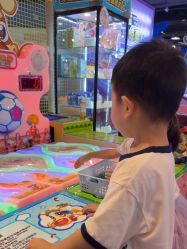 -卡通尼乐园(宝山龙湖天街店)