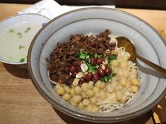 -呼啦面馆·头牌豌杂面(爱琴海店)