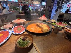 -萍姐火锅·公路夜市(武汉首店)