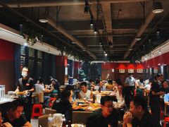 大堂-永红源啤酒·烧烤·海鲜·大排档(青特城店)