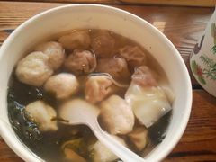 -手劲鱼丸馄饨铺(哈一百店)