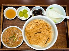 蟹粉黄金捞面-蟹上黄·蟹黄面·江南糖水(人民广场店)