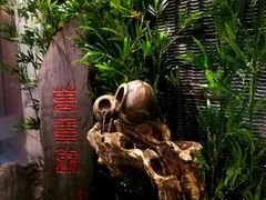 -万重锦·人文川菜馆(骡马市店)