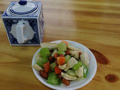 -马德元纯汤牛肉面(太奥广场店)