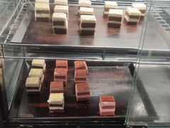 -阪尚皇·原切牛排·烤肉火锅自助(北京路店)