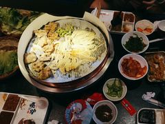 -秦炉烤肉(财富中心店)