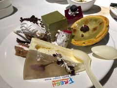 -领鲜活海鲜榴莲自助火锅(东门店)