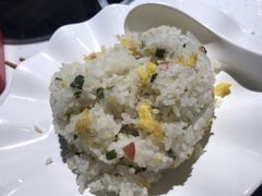 -钢管厂五区小郡肝串串香(奥克斯广场锦城万达店)