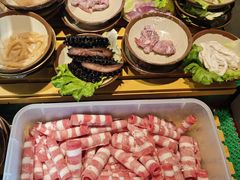 -尚品海鲜肥牛自助火锅(湖明店)