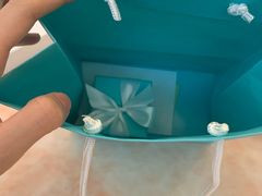 -Tiffany & Co.蒂芙尼
(杭州大厦店)