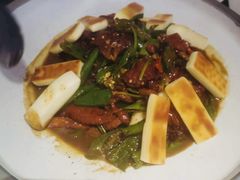 辣椒炒小公鸡-鸽子侯·家宴·平价海鲜(市图书馆店)