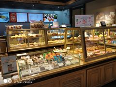 面包甜点陈列柜-多乐之日(公园茂店)