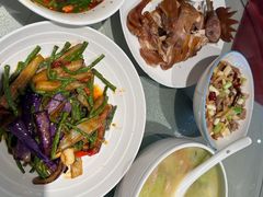 -湖泉水云间餐厅·弥勒地道菜(B座店)