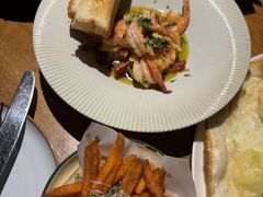 -JINNS锦时 steak&pizza(浸信会礼拜堂旧址店)