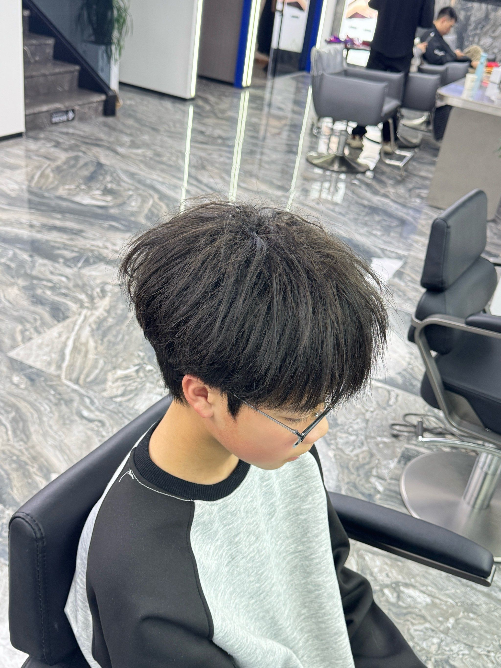 男孩潮流发型