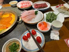 -小天鹅火锅·一线江景洪鼎旗舰店(洪崖洞店)