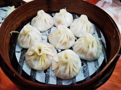 -莱莱小笼·乔艾