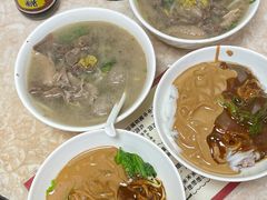 -华威达牛庄(黄埔大道西店)