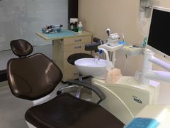 -爱贝口腔·牙周诊疗·种植修复中心