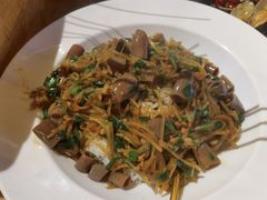 -喝丢一只鞋海鲜烧烤·海肠捞饭(东关街店)