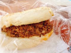 -老西关黄老太牛肉烧饼