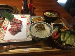 -肉魁屋·烧肉·烧鸟·酒场(高新店)