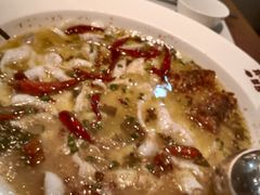 -鱼亨小鲜酸菜鱼(大信店)