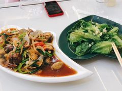 -覃记海鲜美食餐厅