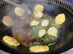 小鸡炖蘑菇-炮爷东北铁锅炖(棠安路店)