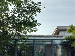 -宝界普菲特湖畔酒店