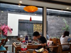 -毛辣果·贵州红酸汤牛肉火锅(西单店)