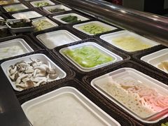 -尚品海鲜肥牛自助火锅(湖明店)
