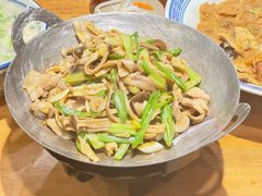 干锅鹿茸菌-老雒阳面馆·水席·洛阳菜(偃师店)