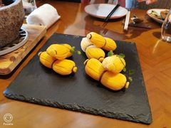 莲藕千层萝卜酥-华尔道夫酒店·紫金阁