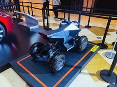 -TESLA 特斯拉(上海太古汇体验店)