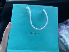 -Tiffany & Co.蒂芙尼
(杭州大厦店)