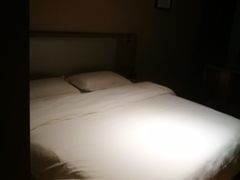 -铂逸梦秦酒店(横店梦幻谷店)