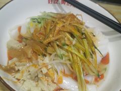 -秦人美食(区庄店)