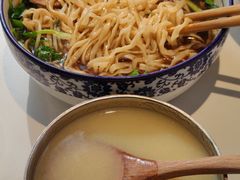 -镇南锅盖面馆(解放路店)