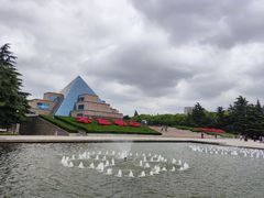 -上海市龙华烈士陵园