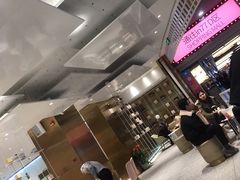 -奈雪的茶(湖滨银泰in77C区PRO店)