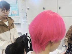 -镁连社·美联社