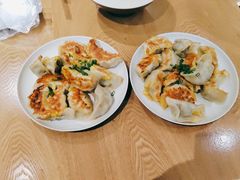 -三好食堂(煎饺·馄饨·肉饼米线·盛世广场店)