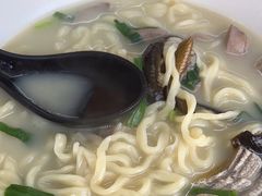 -三百碗宝应长鱼面(板仓街店)