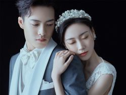 点击看大图 -第一夫人婚纱摄影(南京店)