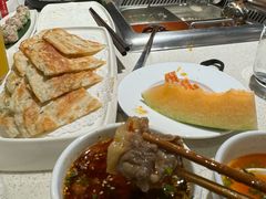 -海底捞火锅鲜切牛肉主题店(长寿路店)